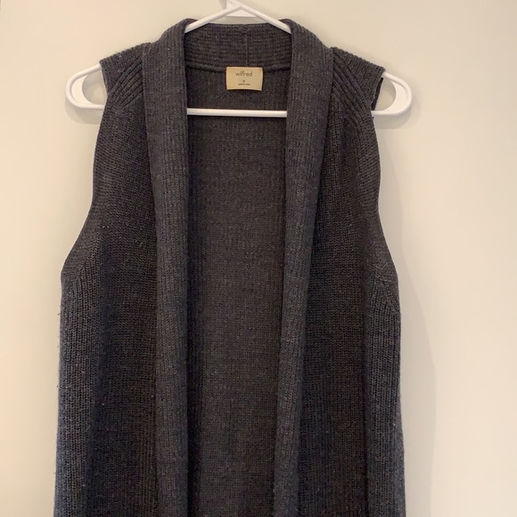 Wilfred Sweater Vest - Picture 4 of 5